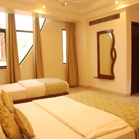 Hotel Shipra International New Delhi Ngoại thất bức ảnh