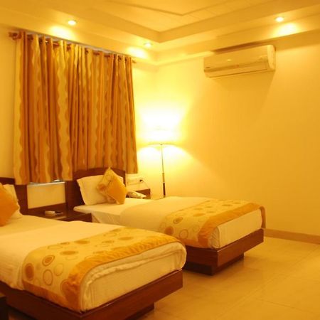 Hotel Shipra International New Delhi Ngoại thất bức ảnh