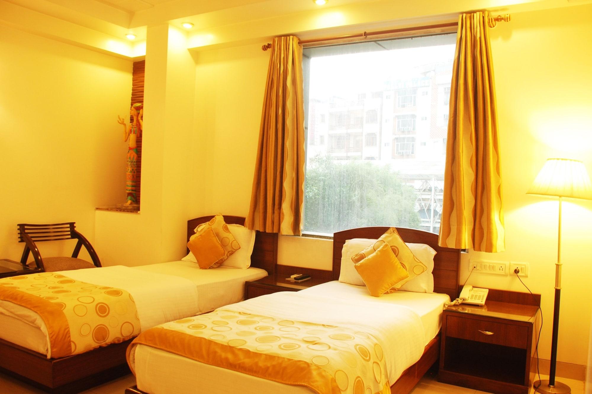 Hotel Shipra International New Delhi Ngoại thất bức ảnh