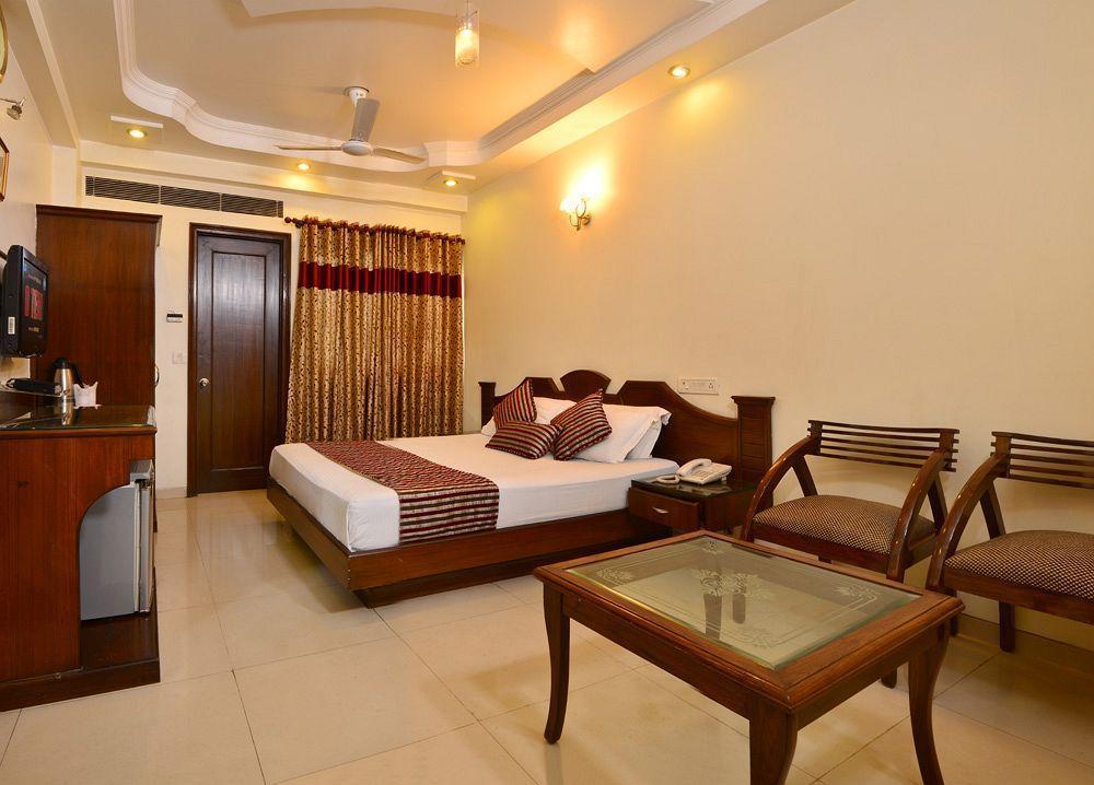 Hotel Shipra International New Delhi Ngoại thất bức ảnh