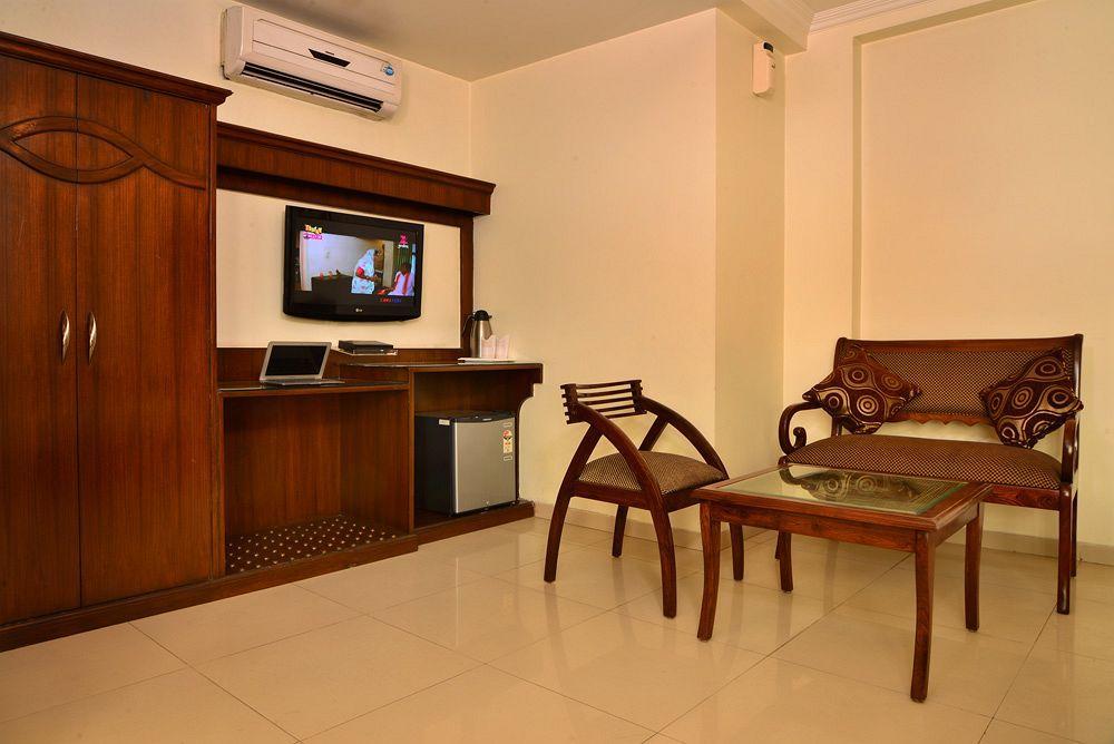 Hotel Shipra International New Delhi Ngoại thất bức ảnh
