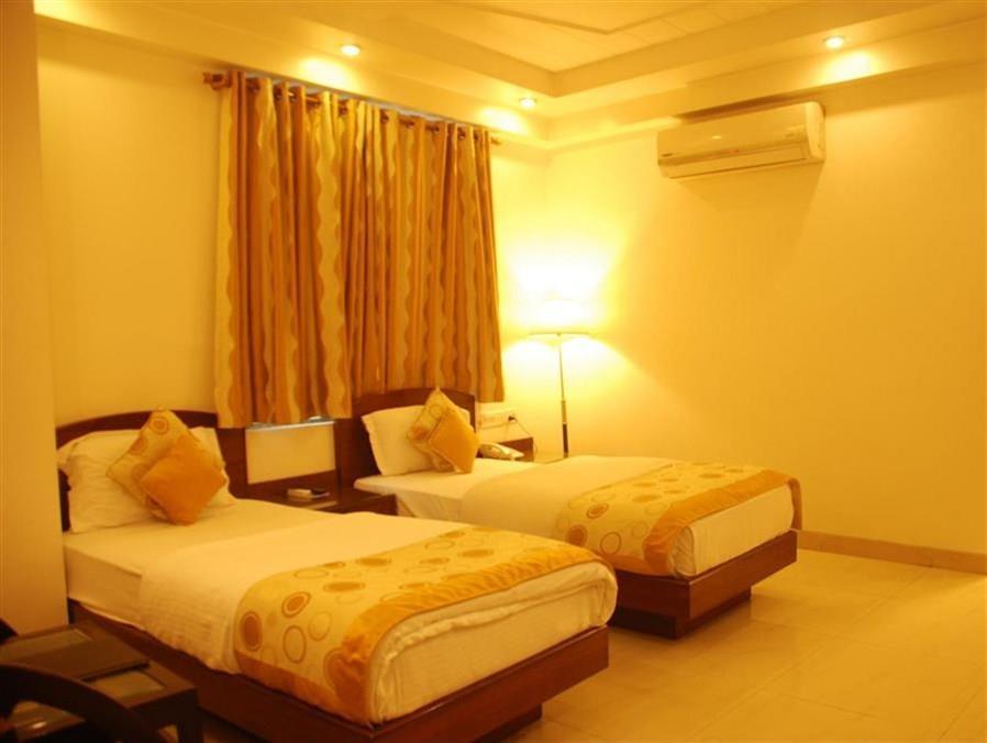 Hotel Shipra International New Delhi Ngoại thất bức ảnh