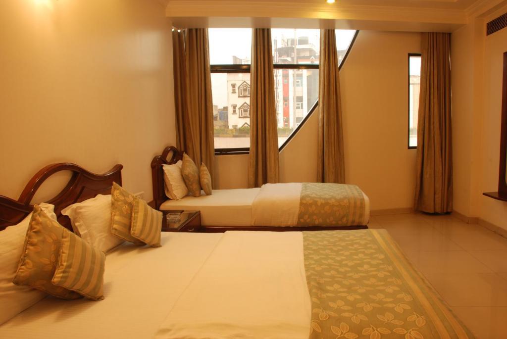 Hotel Shipra International New Delhi Ngoại thất bức ảnh