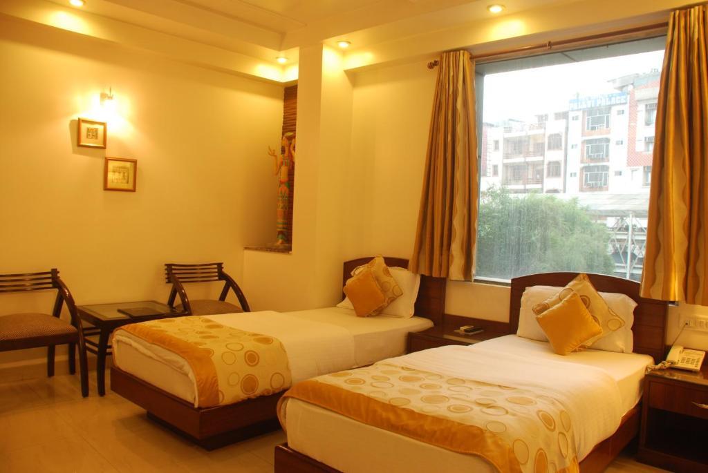 Hotel Shipra International New Delhi Ngoại thất bức ảnh