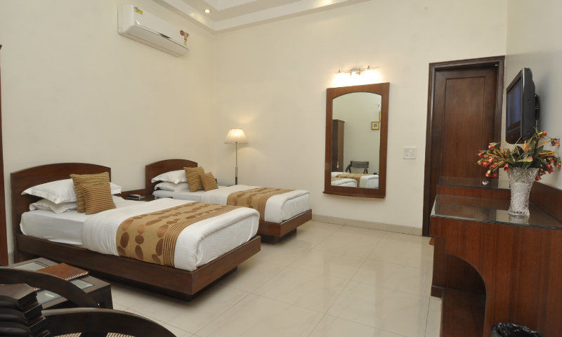 Hotel Shipra International New Delhi Ngoại thất bức ảnh
