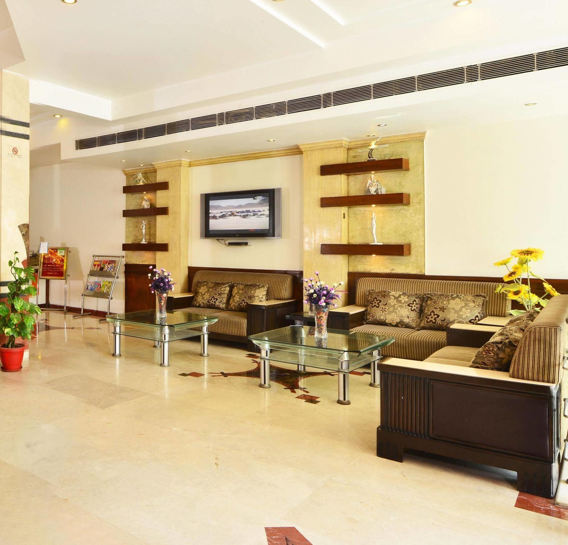 Hotel Shipra International New Delhi Ngoại thất bức ảnh